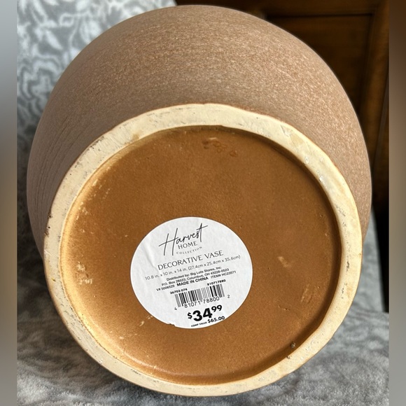 Large Ceramic Vase - Picture 5 of 9